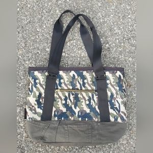 Green Camo-print Tote Bag